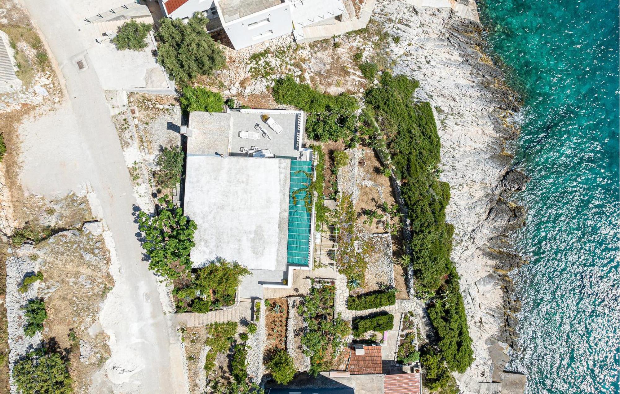 Stunning Home In Crnja Luka With Wifi Prigradica Extérieur photo